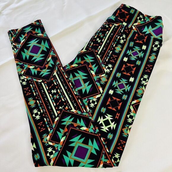 LulaRoe Leggings Aztec Colorful Black Red Purple Blue 0653 - Picture 1 of 7